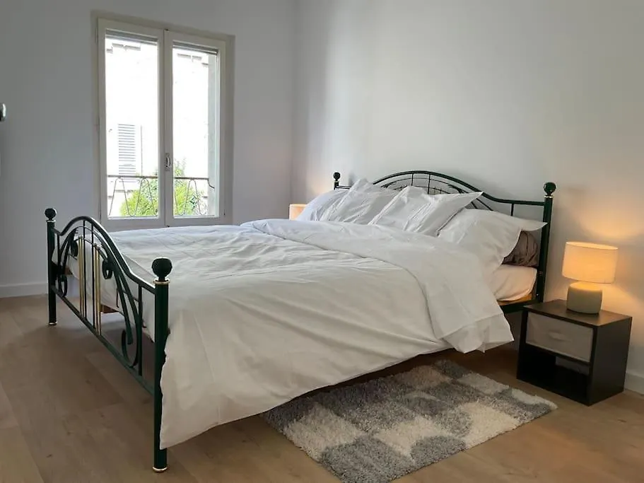 Duplex « Les Pieds Dans L'Eau » Apartment Nernier France